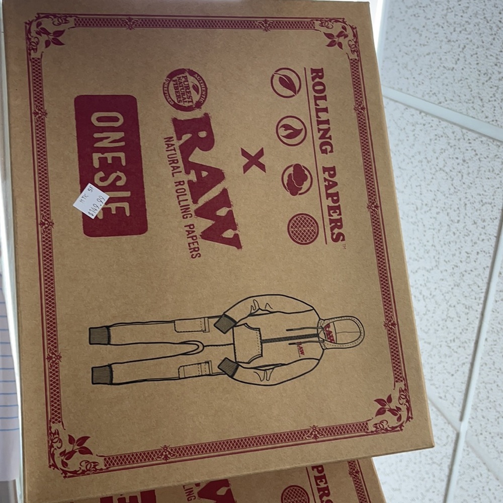Raw Onesie and space suit brand new - Picture 6 of 9